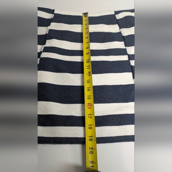 Loft Skirt Womens Size 16 Navy Blue White Striped Frayed Trim A-Line Mini Casual - Picture 7 of 9